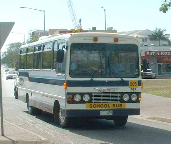 Buslink Hino FD166L Newro